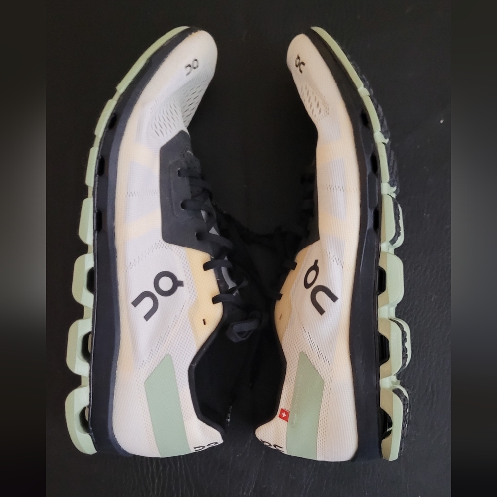 On Running Men's Shoes - White and Black
